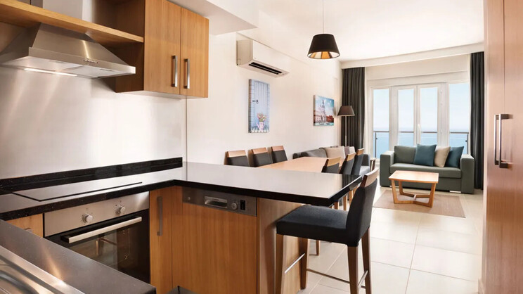 Ramada Hotel & Suites by Wyndham Kusadasi